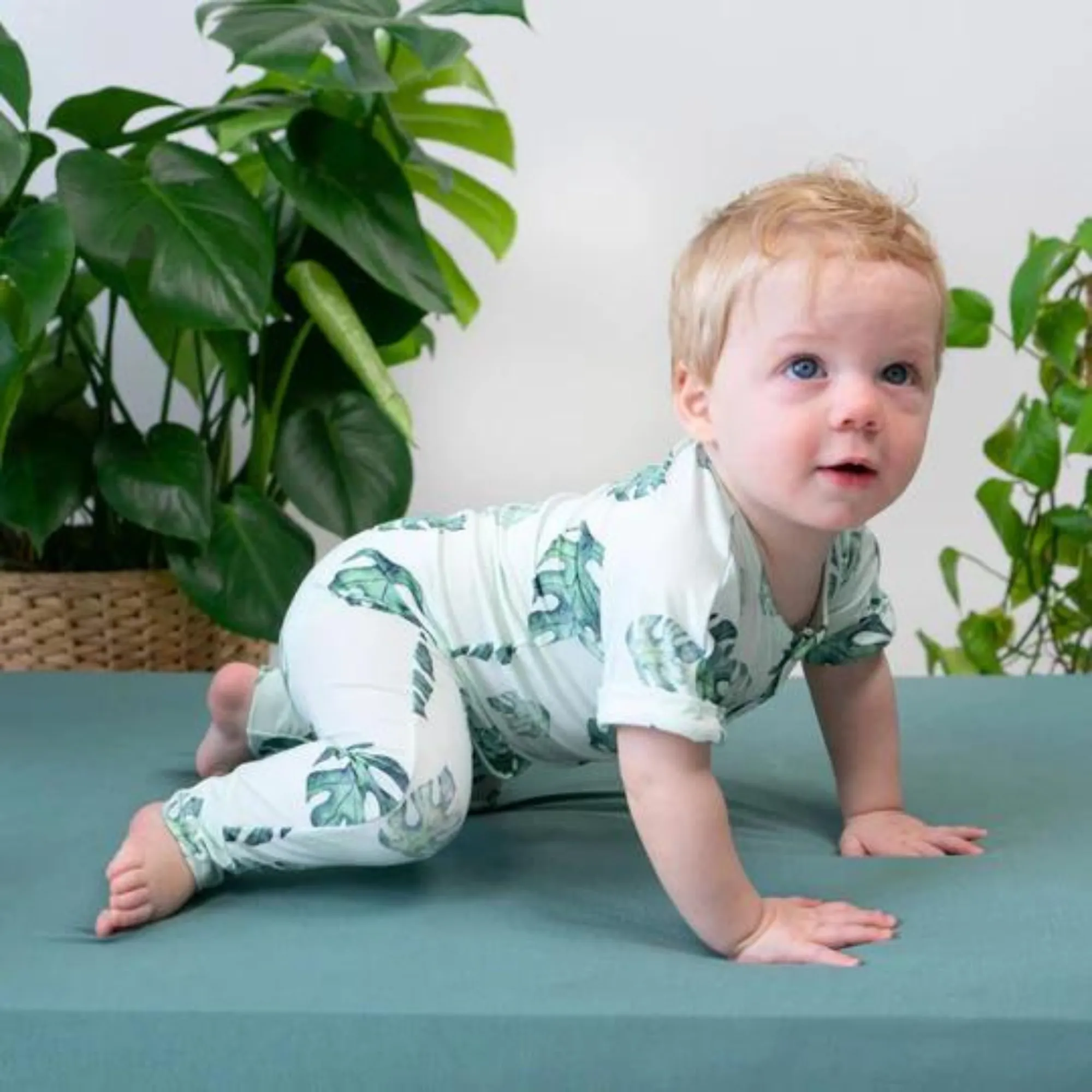 BELAN J Short Sleeve Pocket Romper - Tropical Leaves
